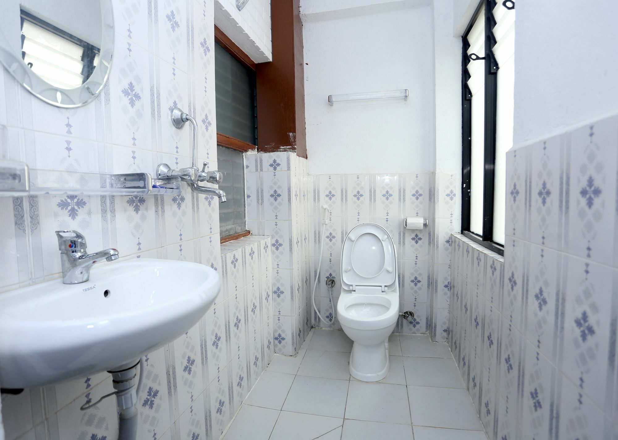 Hotel Rising Home Катманду Екстериор снимка